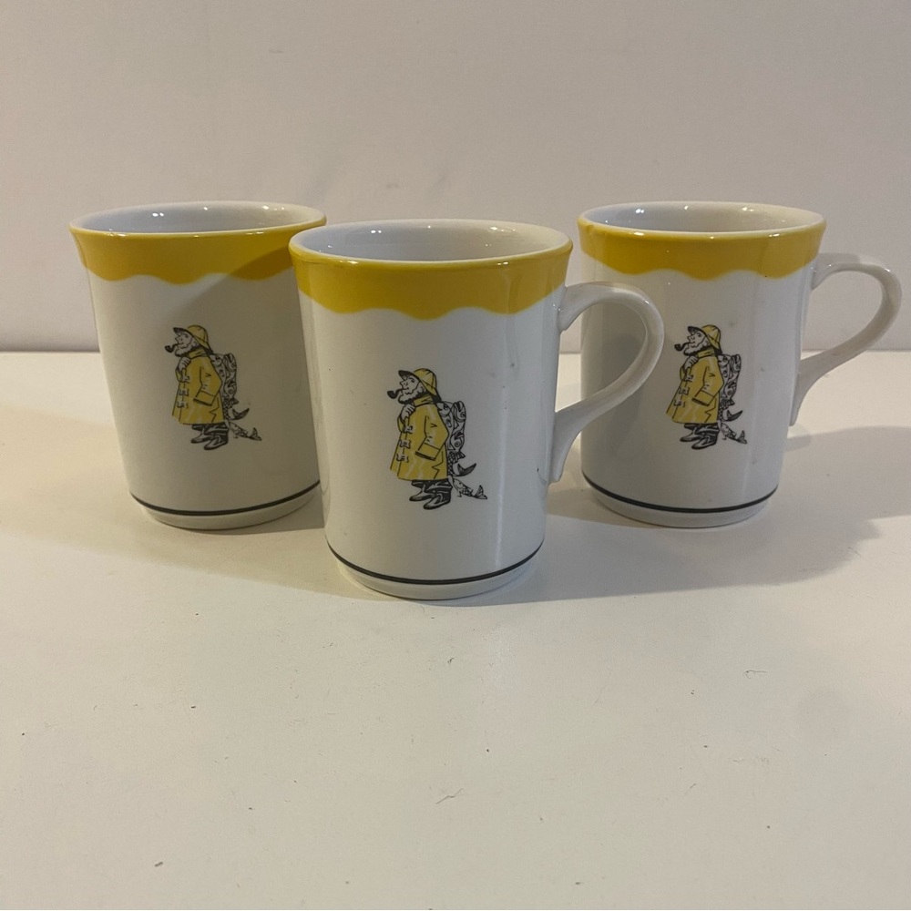 3 Vintage Mayer China Fisherman Yellow Raincoat Fish Mug Beaver Falls PA #271